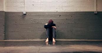 Depresi Pada Remaja, Ini 5 Ciri Yang Harus Diwaspadai!