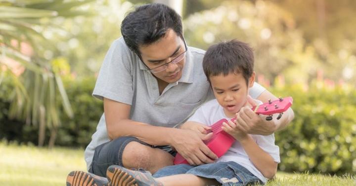 Tips Mendidik Anak Balita Bagi Seorang Ayah Biarkan Anak Memahami Bahwa Ayah Tidak Selalu Sempurna